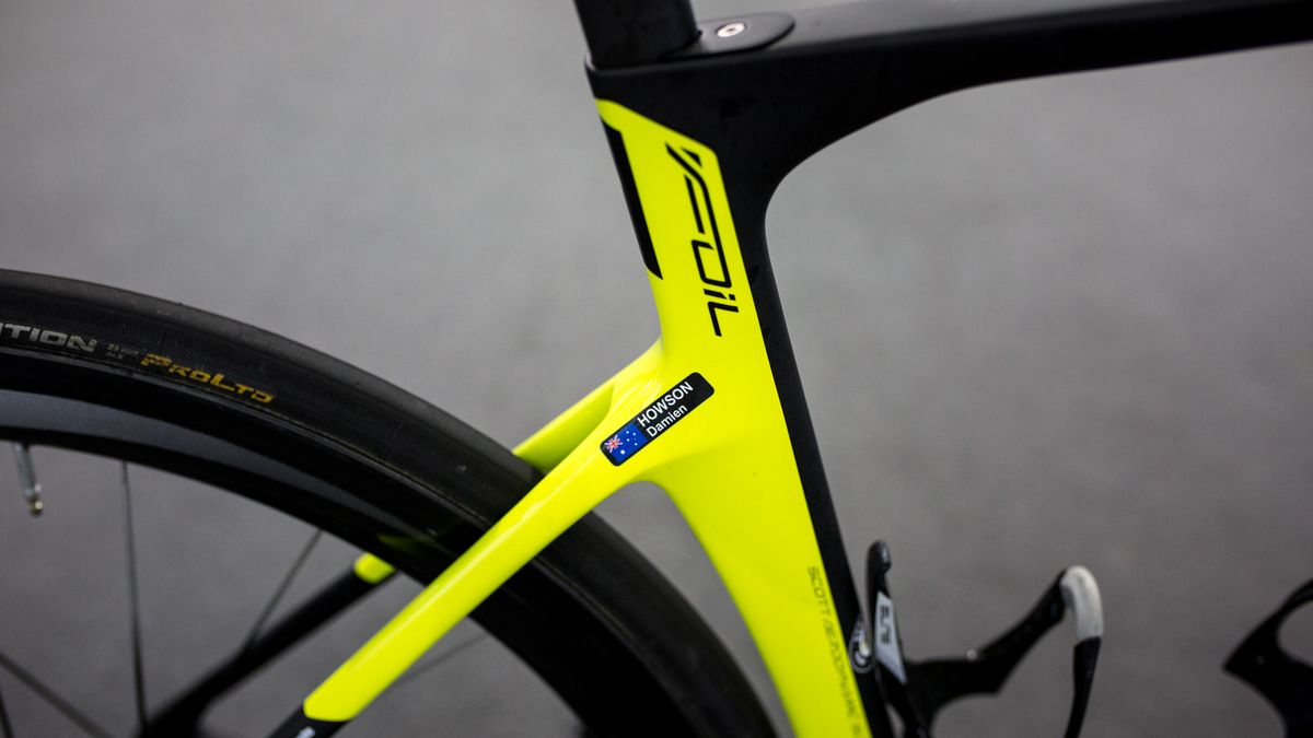 Neat finish on the seat stays