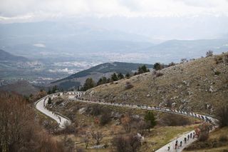 Tirreno-Adriatico stage 4 LIVE - Breakaway expanding their advantage after peloton closed to a minute over last climb