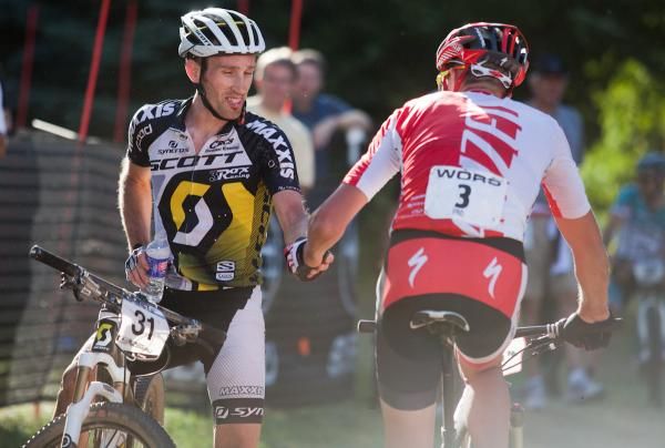 Derek Zandstra (Scott 3Rox Racing) congratulates Todd Wells (Specialized Racing) on his second place finish after the race.
