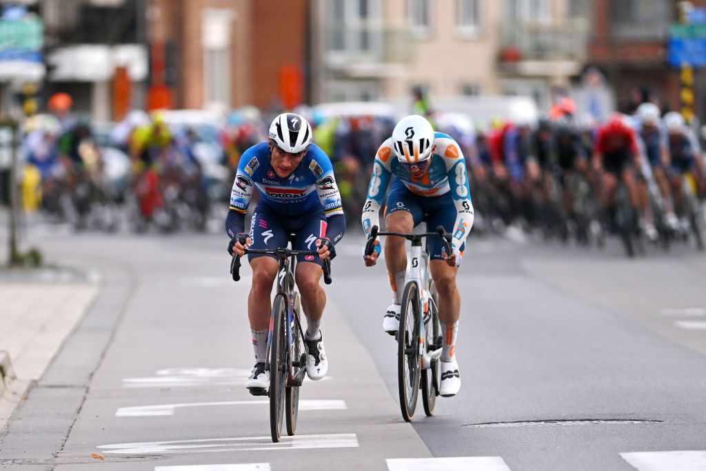 Yves Lampaert (Soudal-Quickstep) off the front with Patrick Eddy (DSM-Firmenich-PostNL) late in the Bredene Koksijde Classic