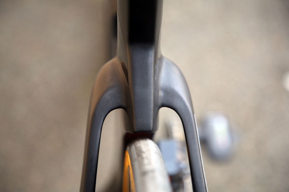 The seat stays go wide to reduce turbulence
