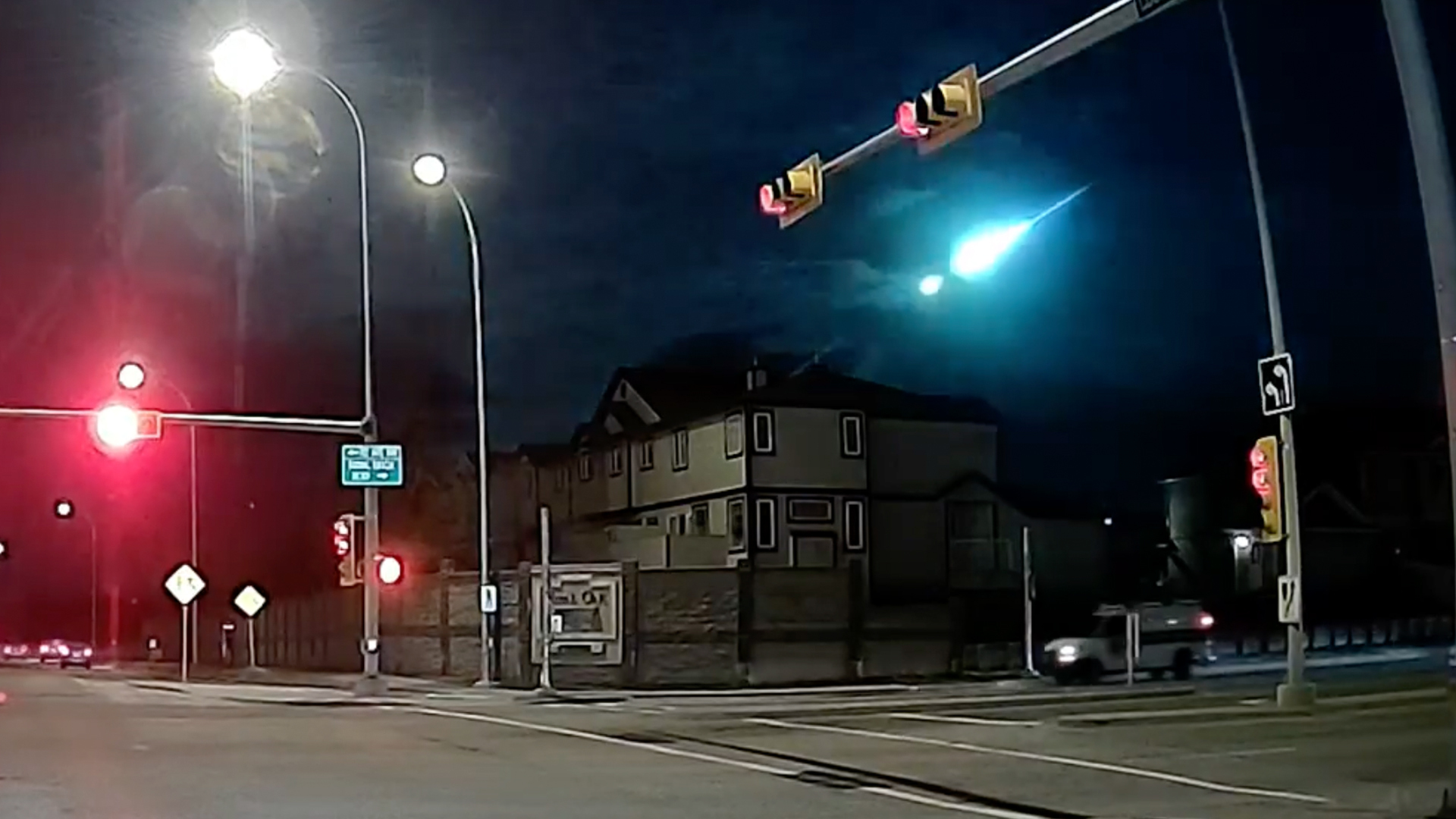 Good fireball explodes over North The usa as satellites seize flash from area (video)