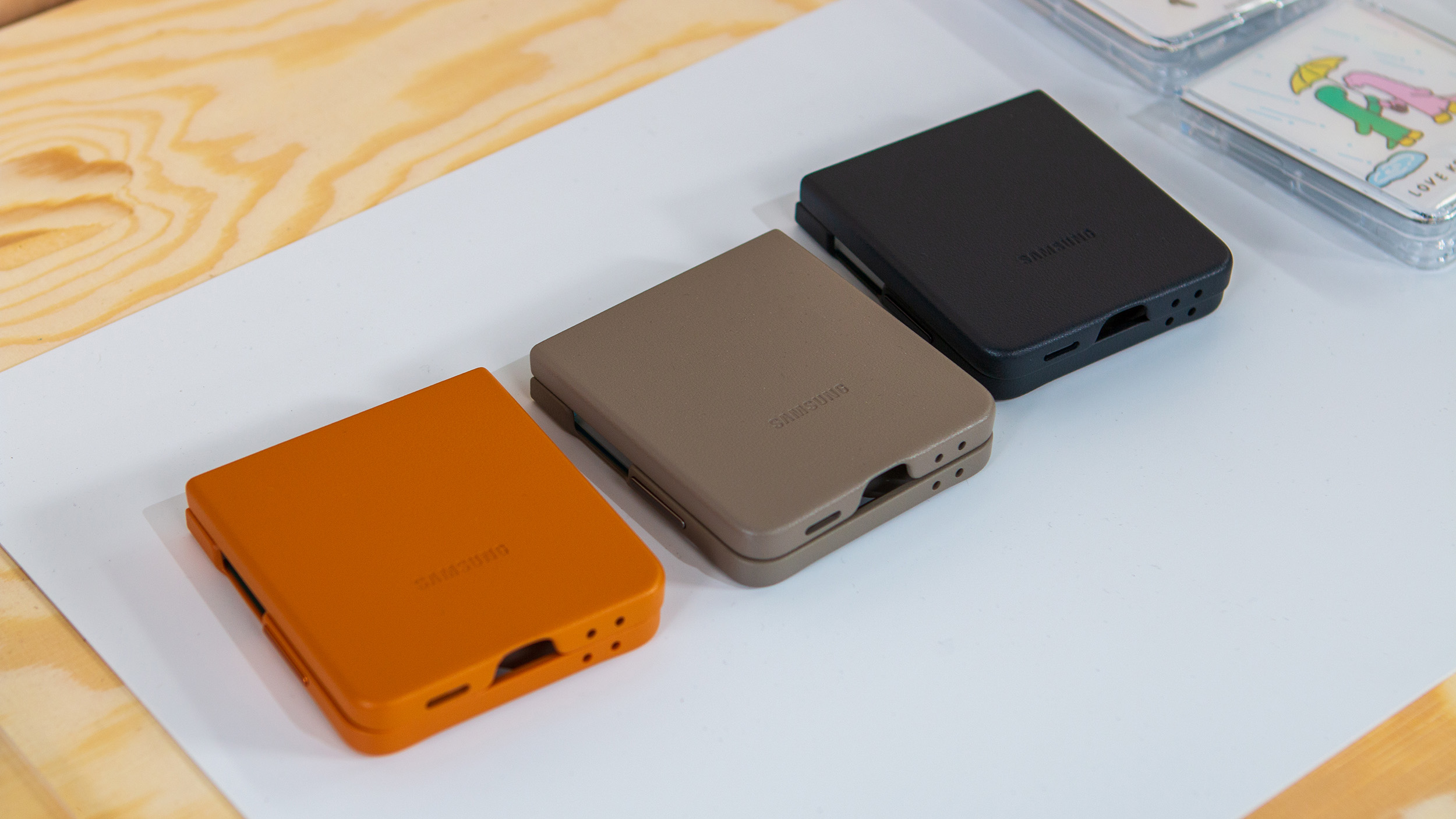 Samsung Galaxy Z Flip 7 leather case options