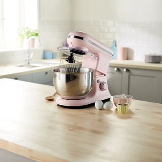 Pink stand mixer in kitchen