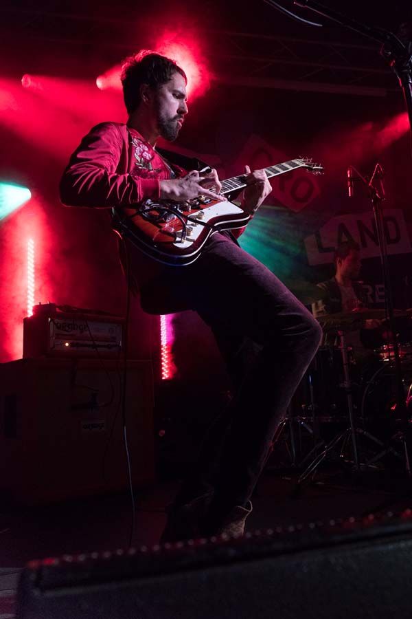 Photo: Brad Merrett