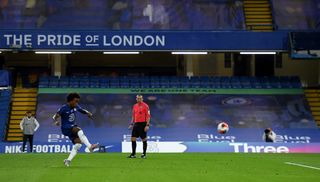 Willian scored his third penalty in as many Premier League games