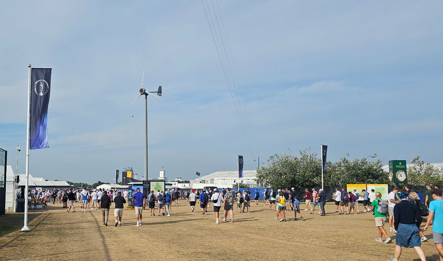 A general view of the walk in to the 154th Open