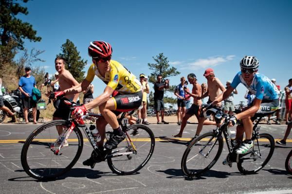 Levi Leipheimer (Radioshack) leads Tejay Vangarderen (HTC-Highroad).