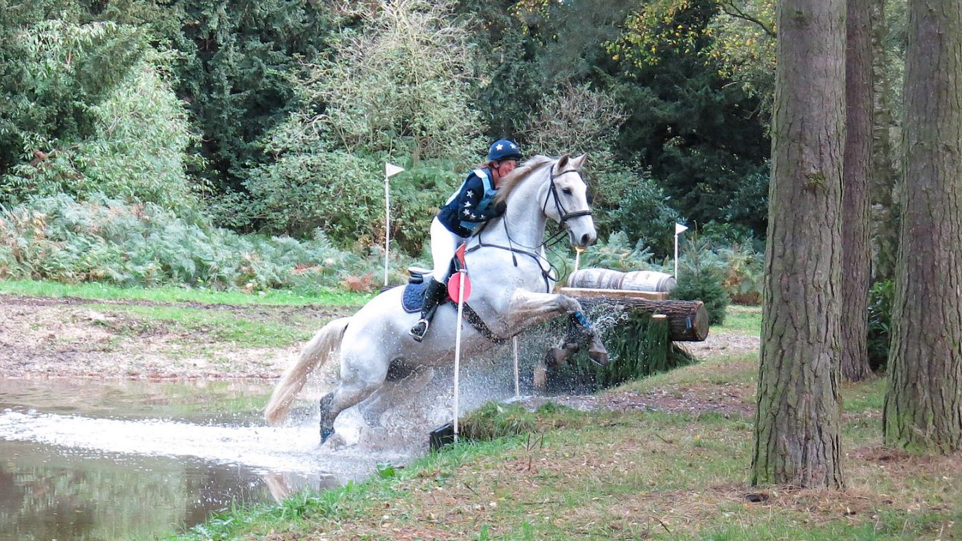 Kathryn-competing-Ollie-SB-1.jpg
