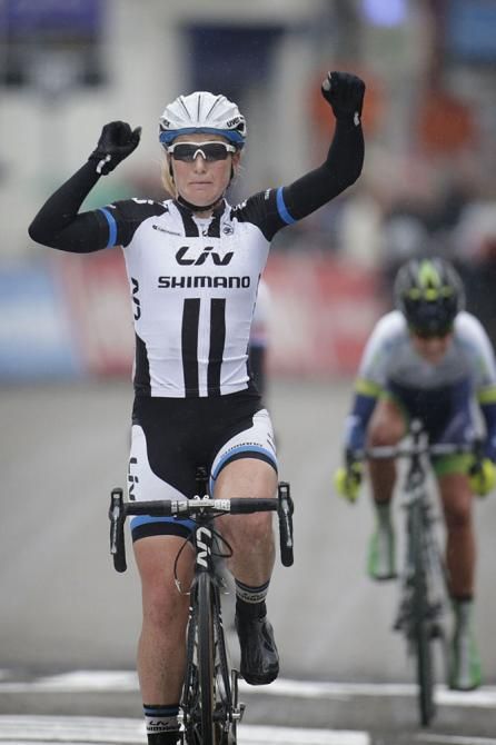 Amy Pieters (Giant-Shimano) wins the women's Omloop Het Nieuwsblad
