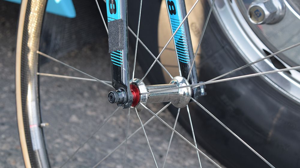 A closer look at Valgren's front hub