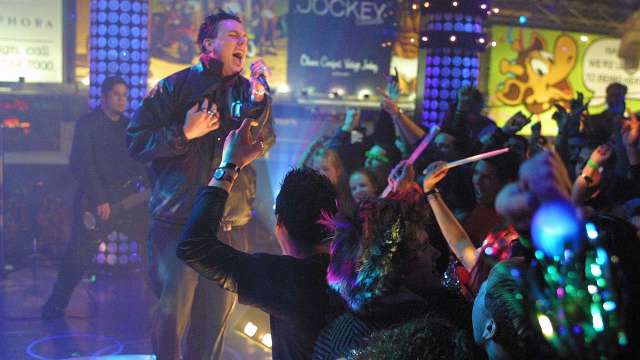 Papa Roach: the story behind Last Resort | Louder