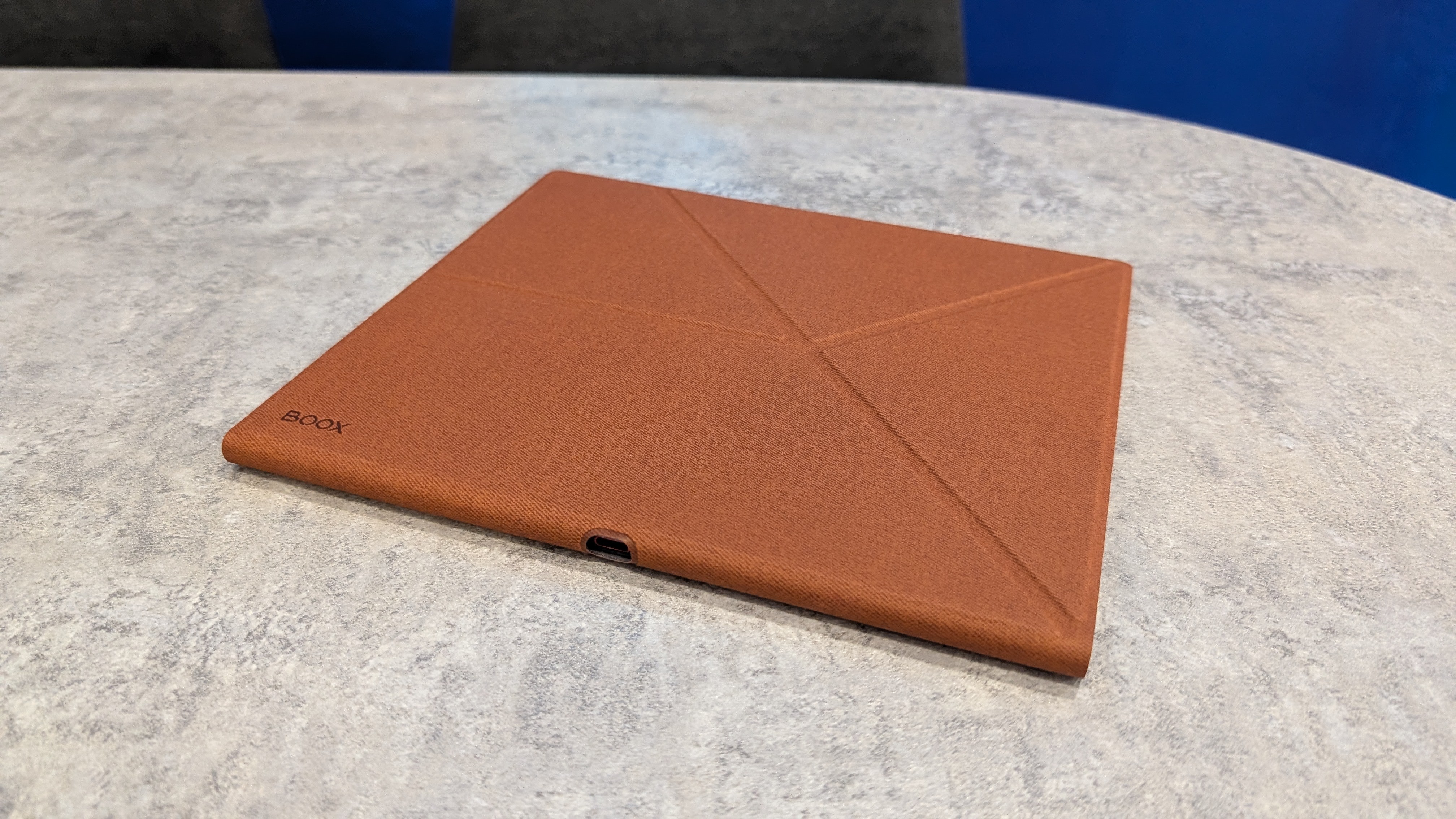 Onyx Boox Note Air 5 magnetic case