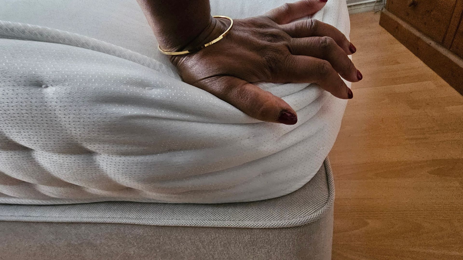 The Comfybedss Korinthian 1000 Pocket Sprung Mattress in Joyce's home