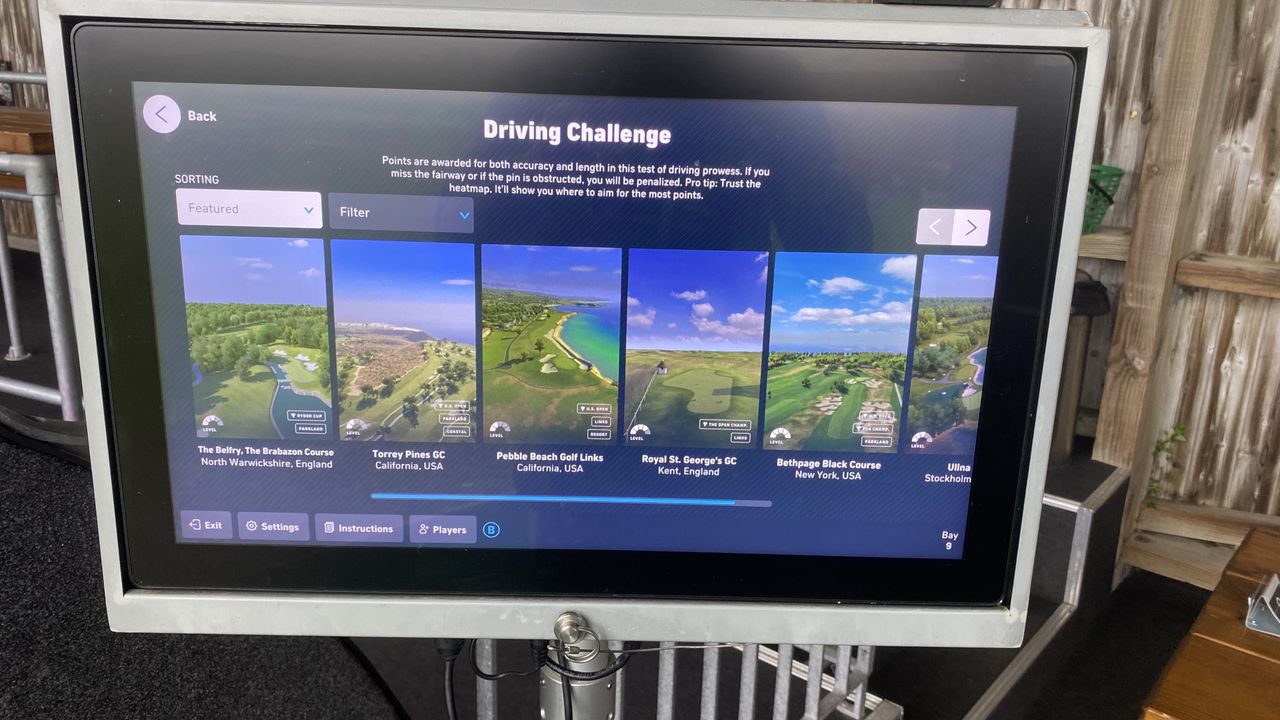 Toptracer Range