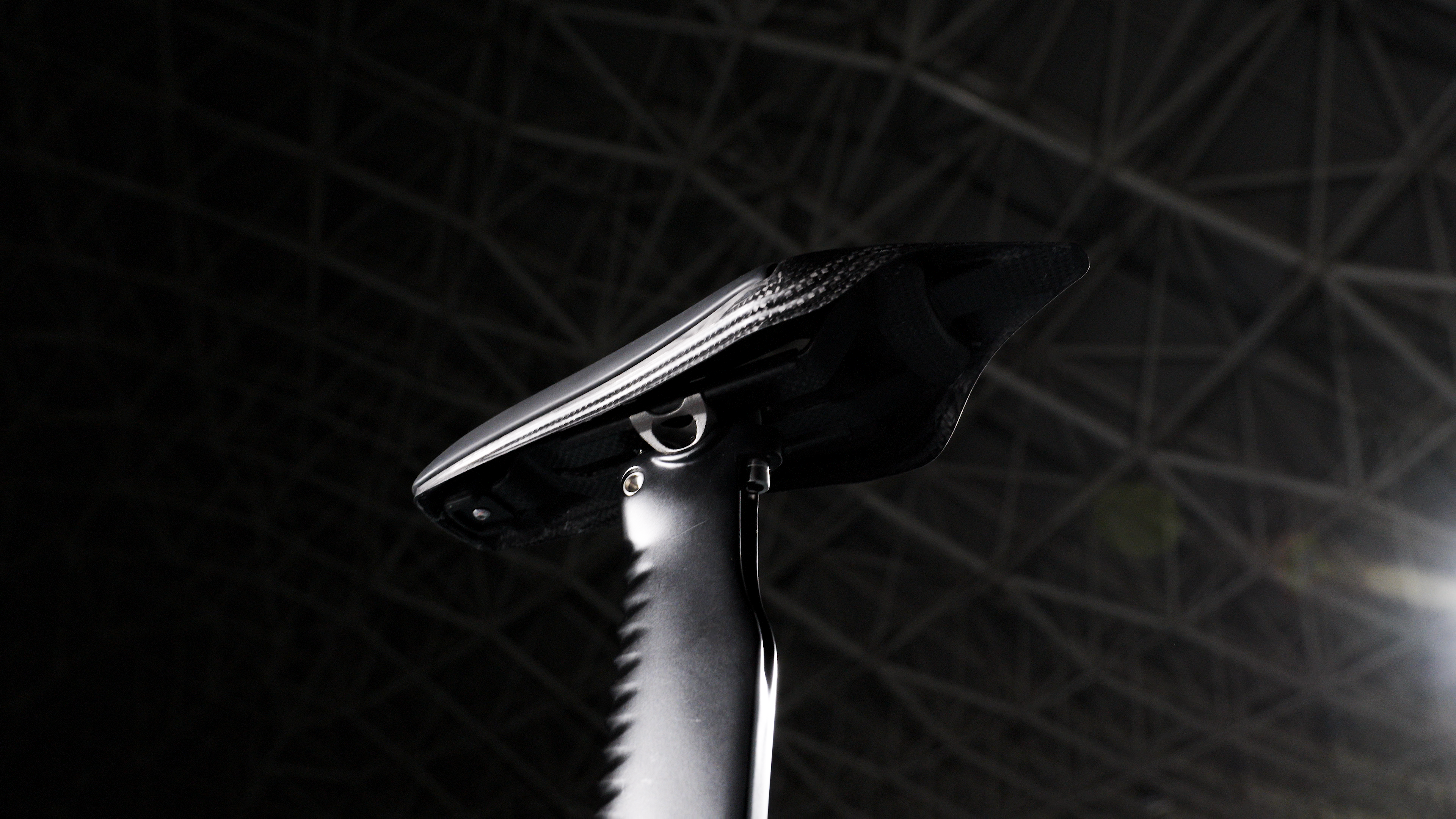 Prologo Predator 01TT saddle detail