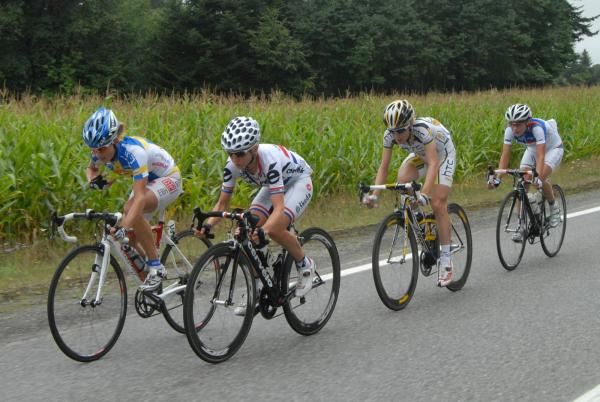 Emma Pooley drives the breakaway