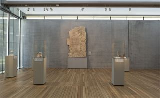 Gallery hosts the African and Pre-Colombian art