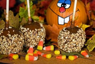 candy-apples-halloween-11102702