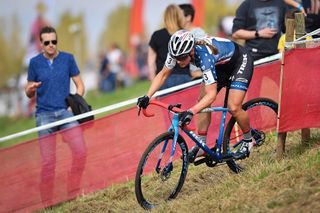 Katie Compton on her way to winning the 2017 Poldercross in Kruibeke