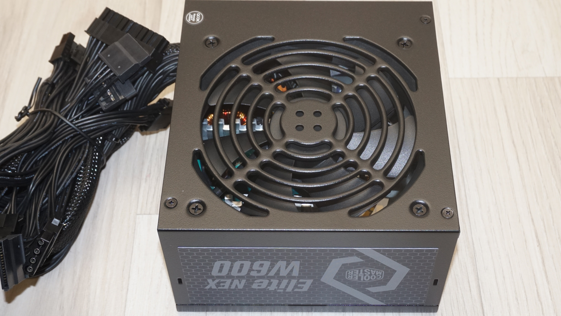 Cooler Master Elite NEX W600