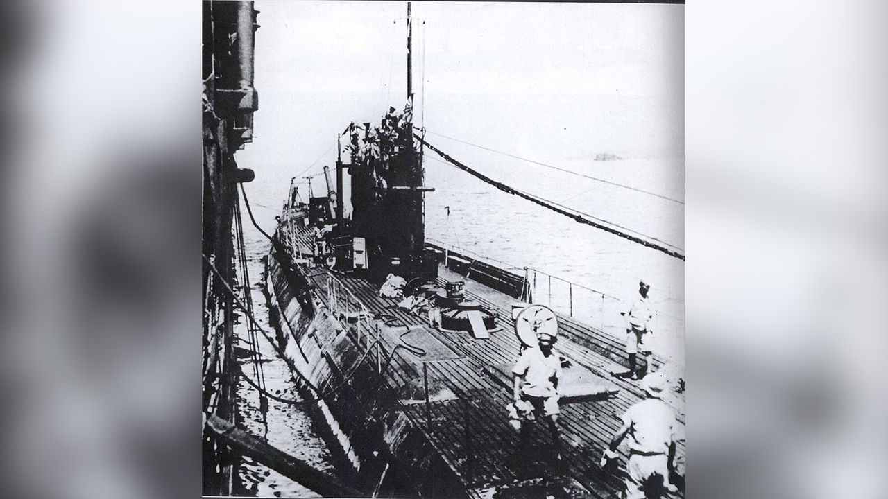 From January 1942, the I-124 was laying naval mines and raiding shipping near the Australian city of Darwin. A sister sub, the I-121, is shown here refueling at sea.