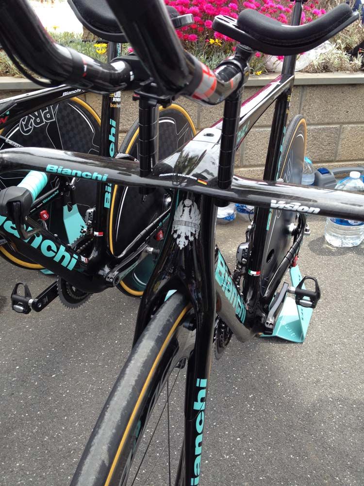 Check out the stack and headtube on Robert Wagner's bike
