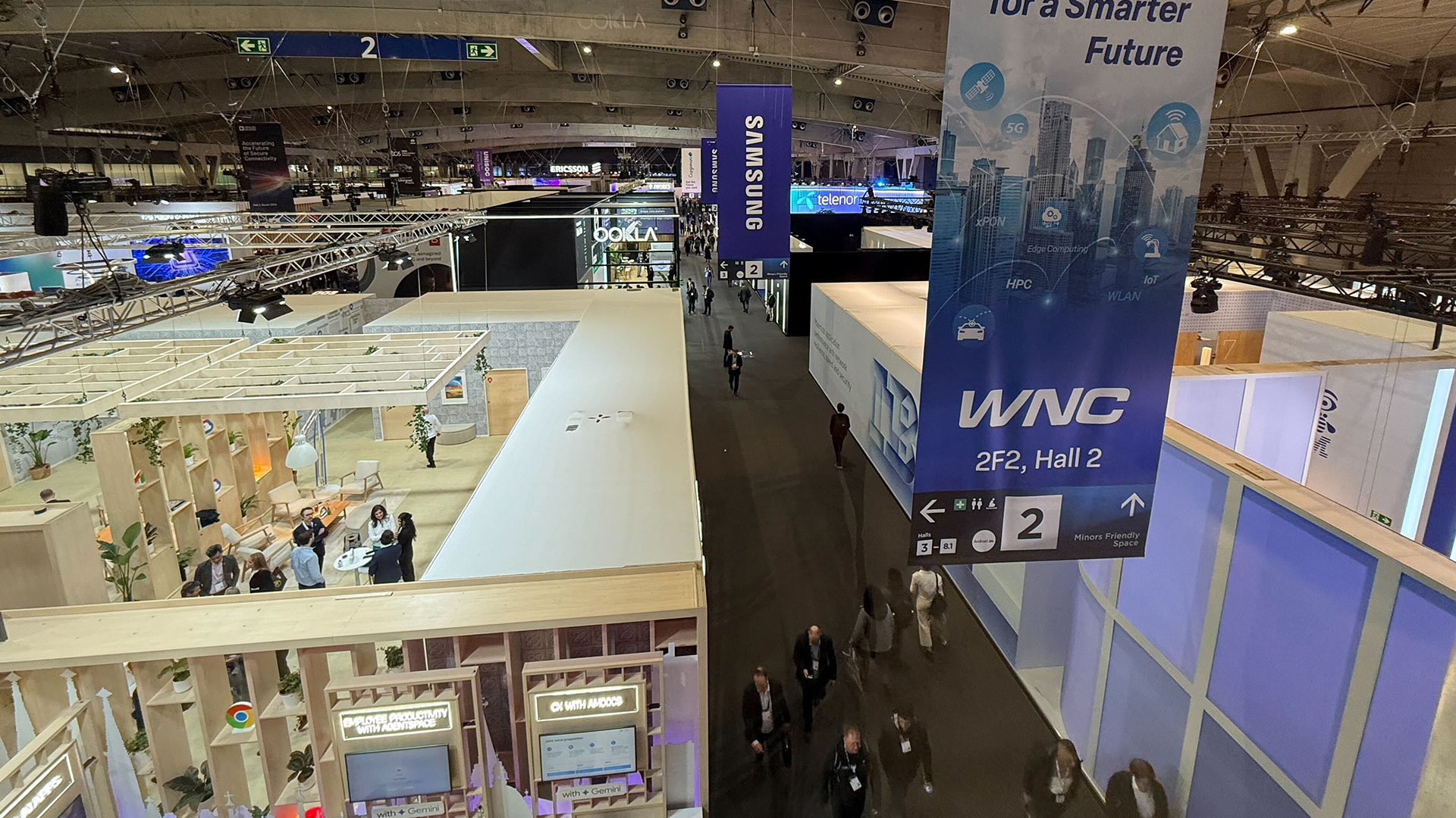 MWC 2025 show floor