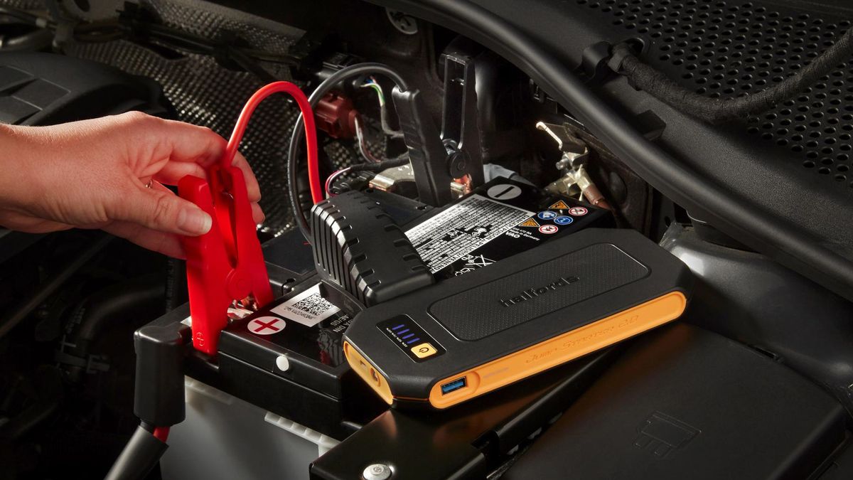 Halfords Advanced Lithium Jump Starter review: A portable power