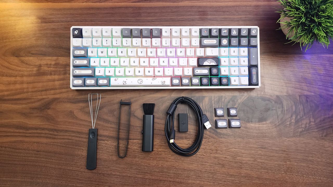 iQunix F97 Mechanical Keyboard