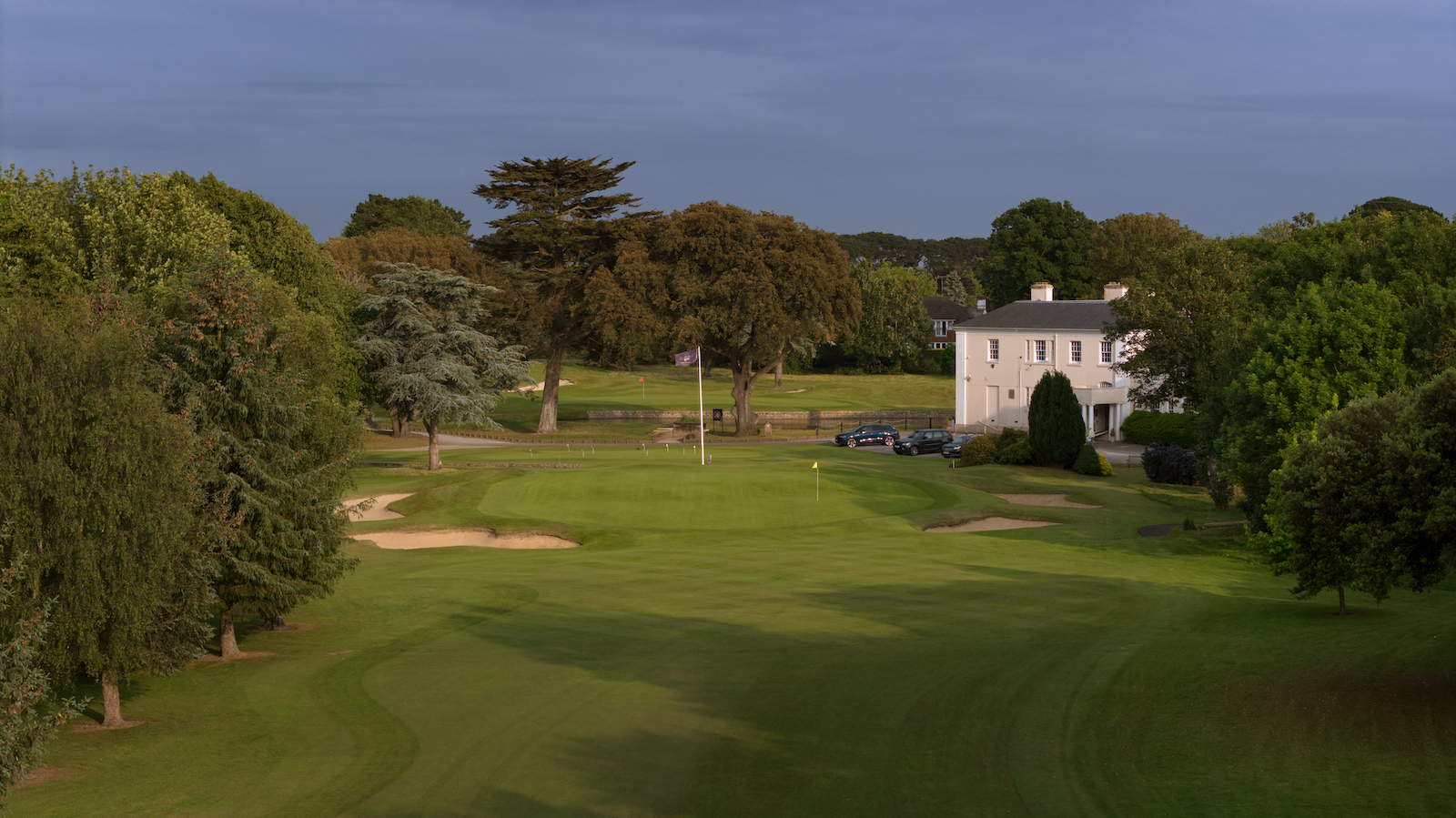 Approaching the 9th at Ham Manor