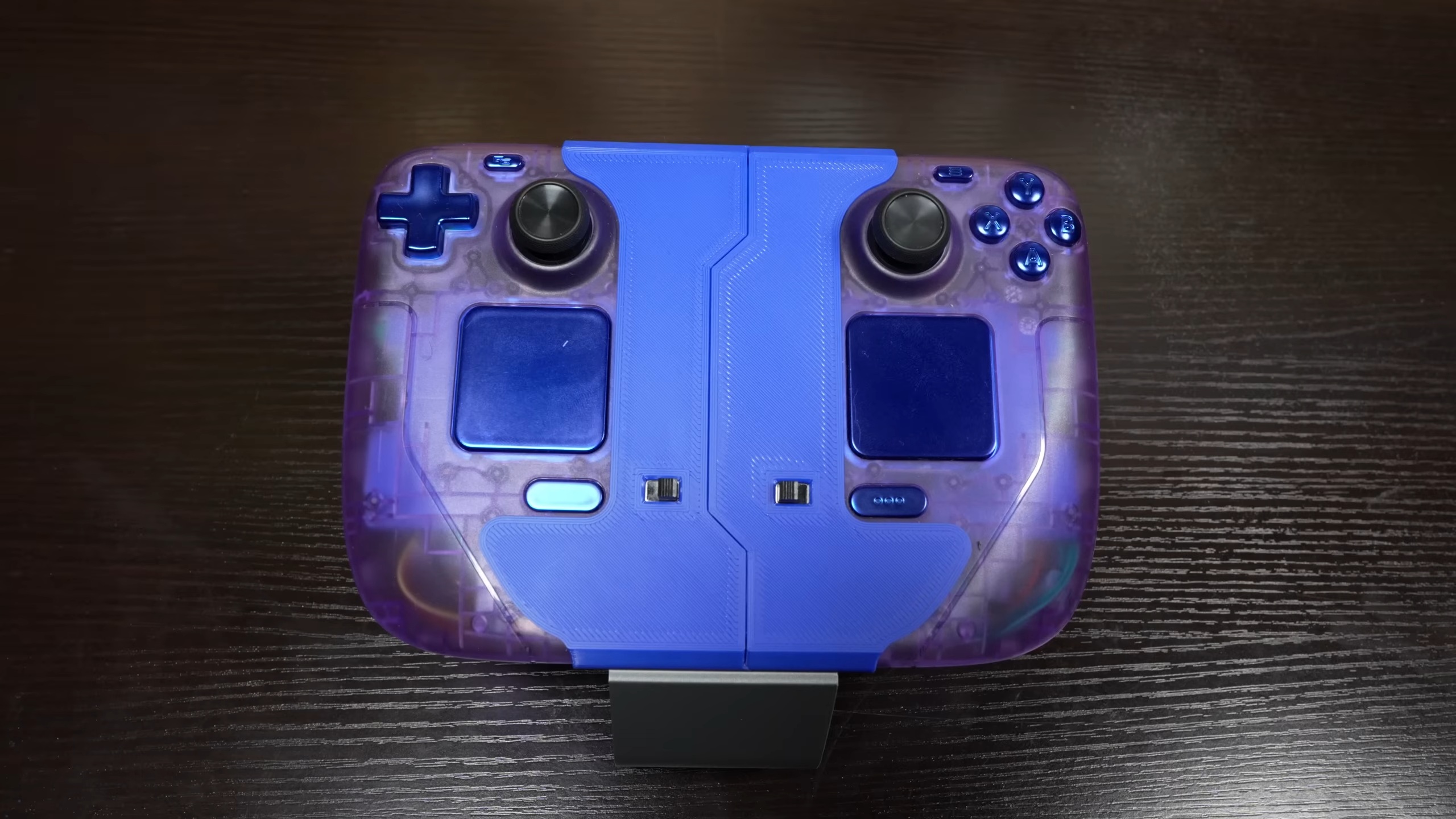 DIY &quot;Steam Controller 2&quot; made out of two halves of a Steam Deck.