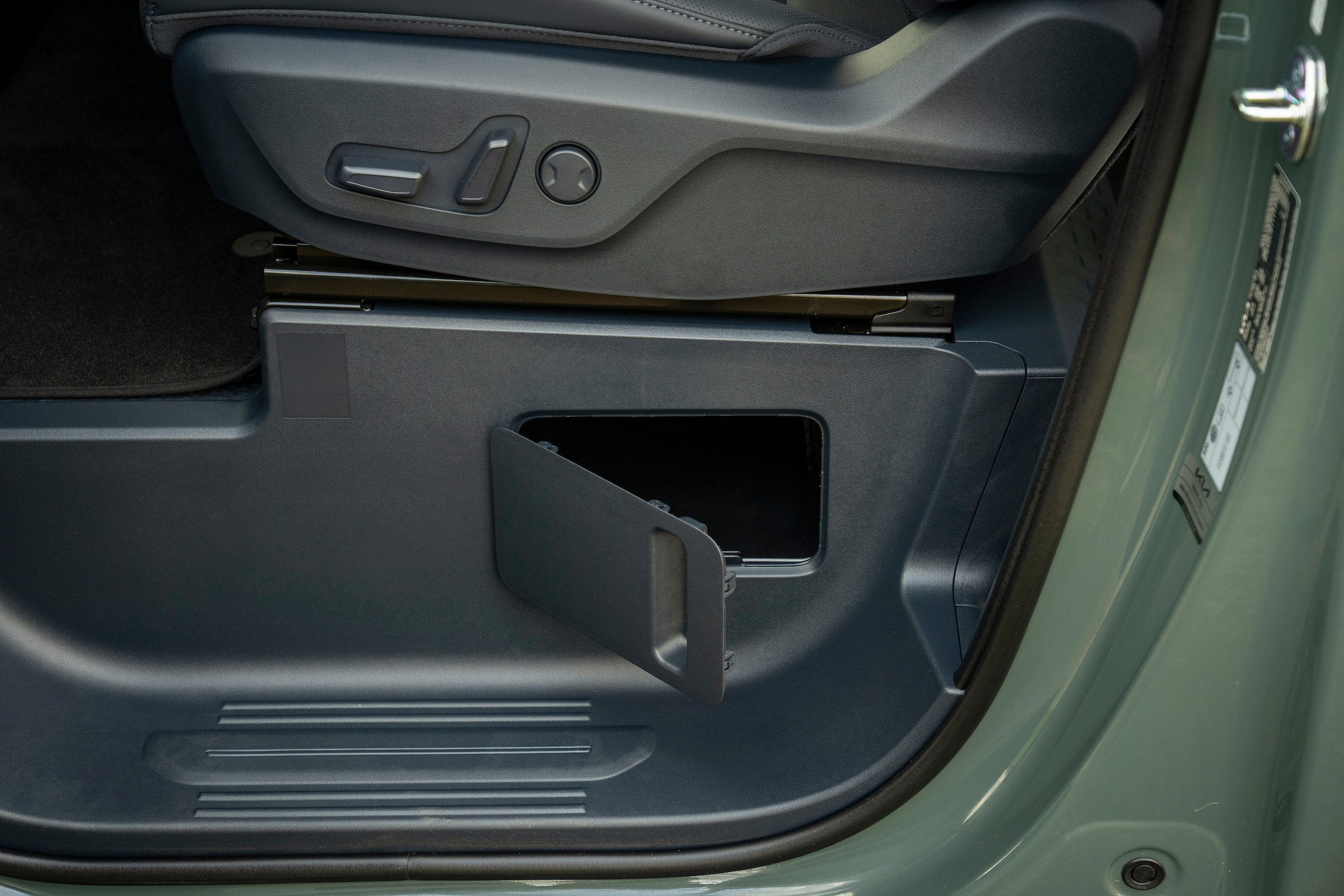 Kia PV5 under seat storage