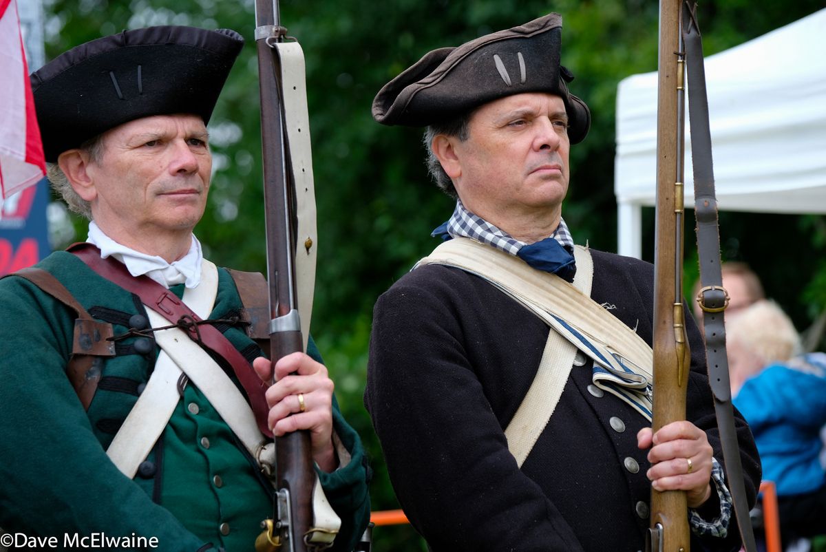 A group in Revolutionary War outfits started the race