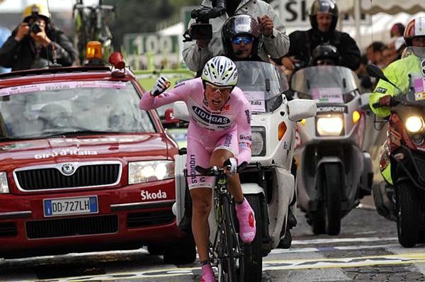 Celebration time for Danilo Di Luca (Liquigas).