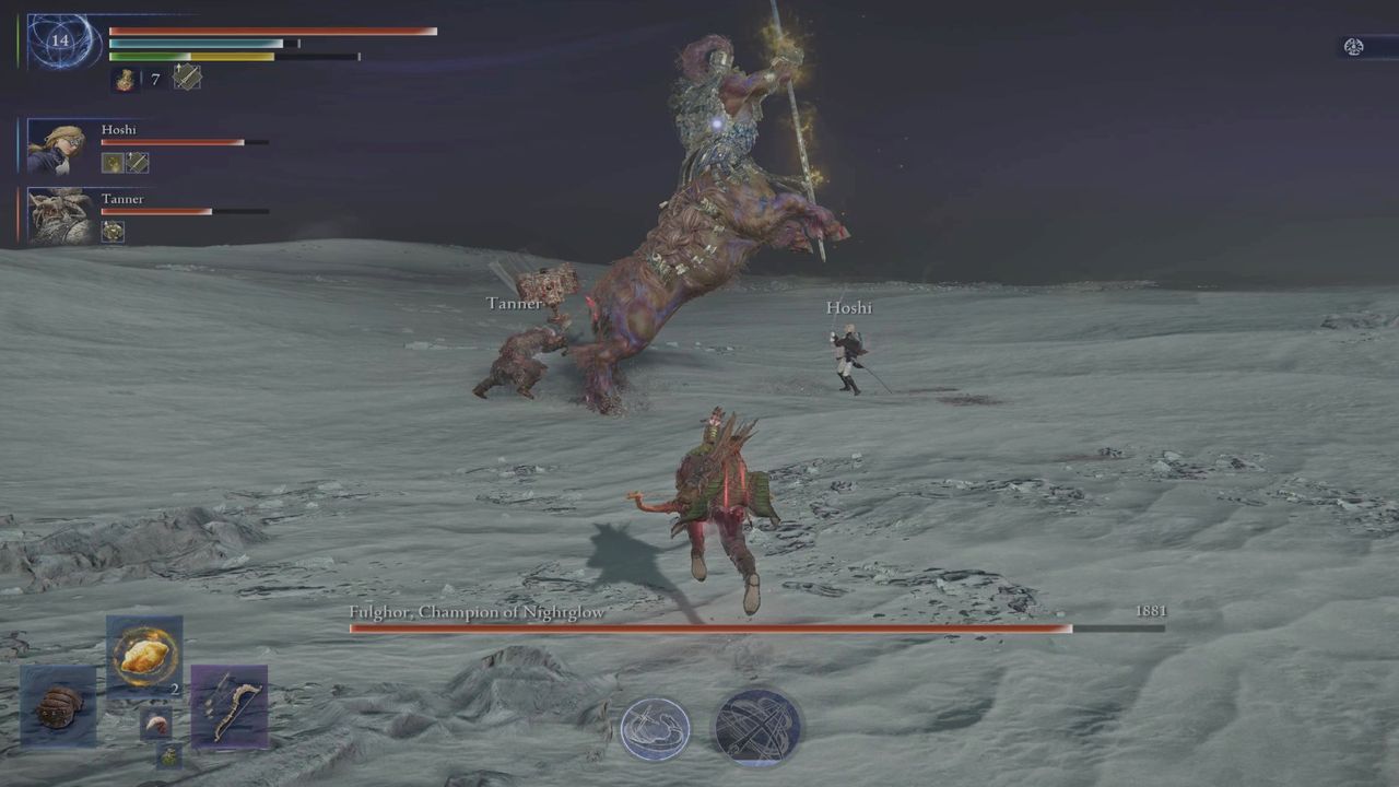 Elden Ring Nightreign Darkdrift Knight Fulghor guide: Fulghor charging a spear slam attack as three players rush to attack them in time.