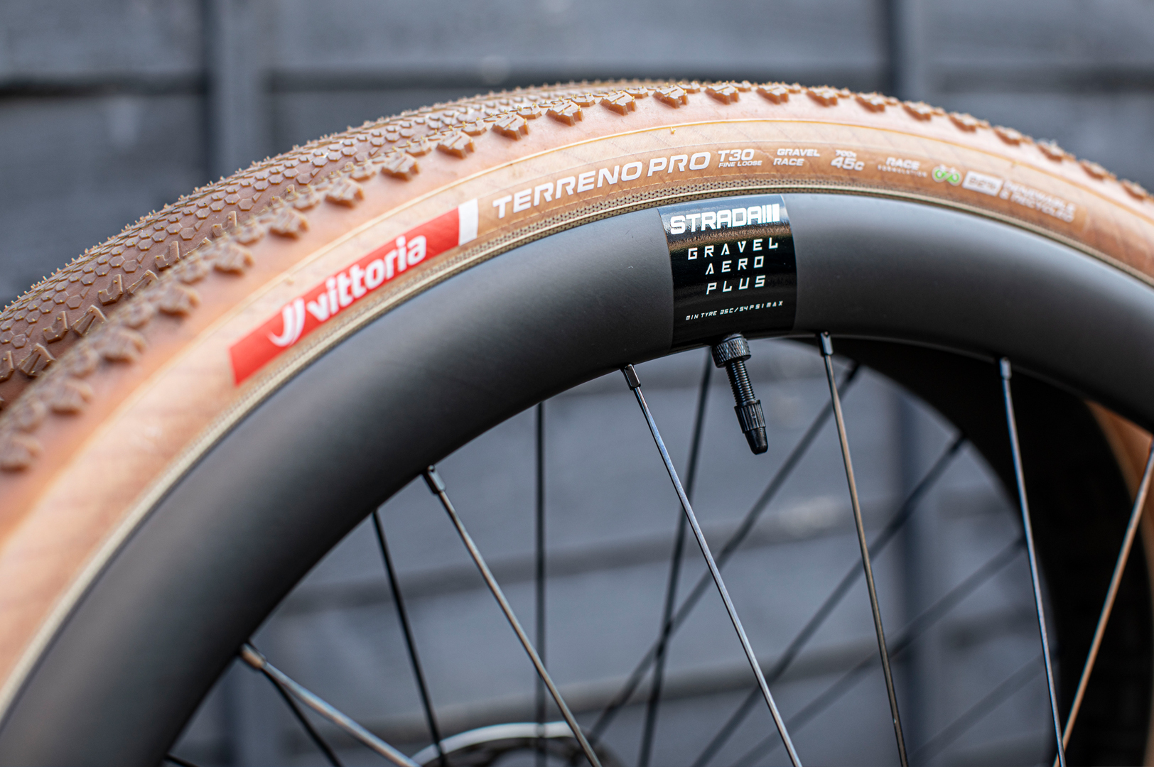 Strada Gravel Aero Plus 2 wheelset