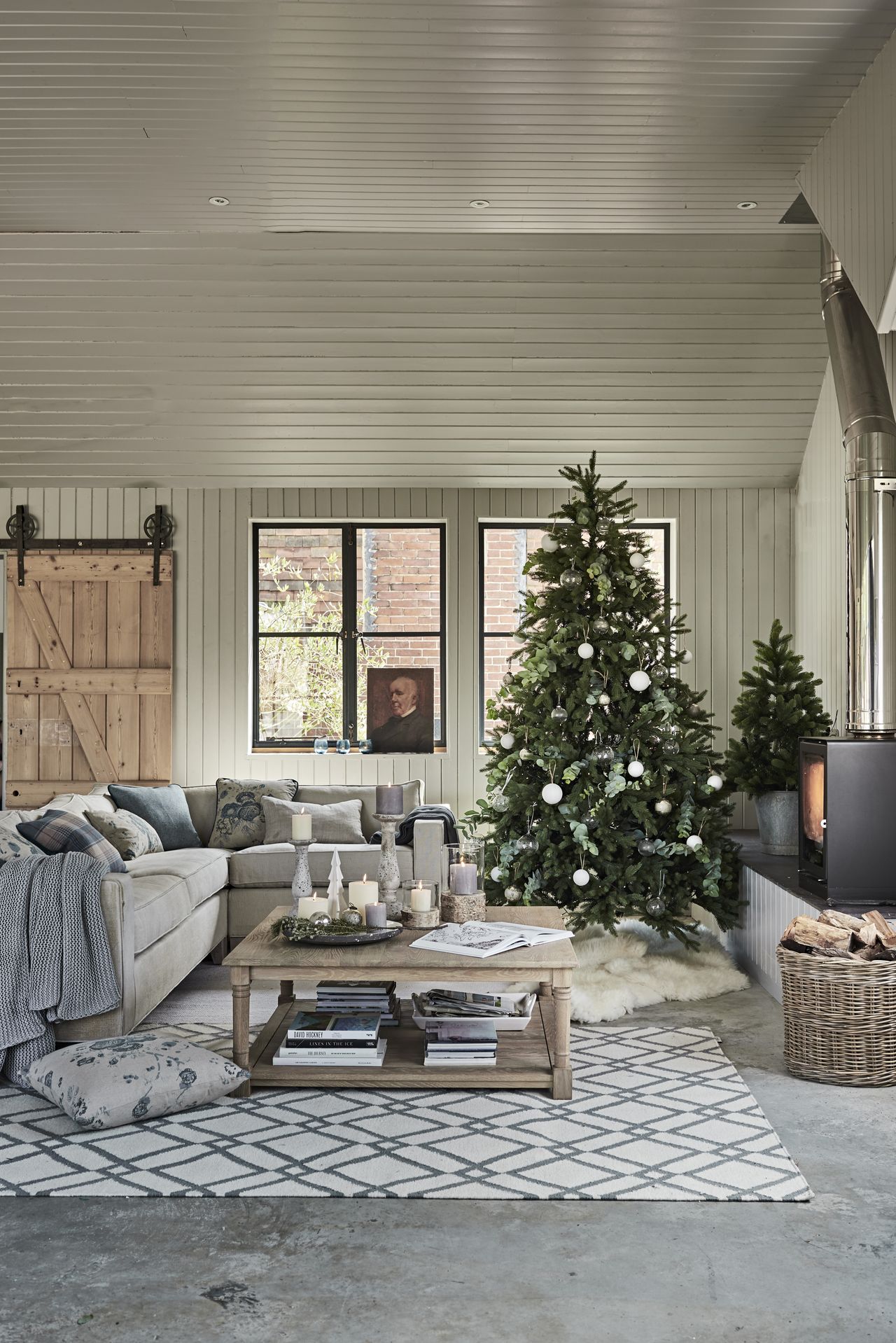 Cosy Christmas living room by Neptune 