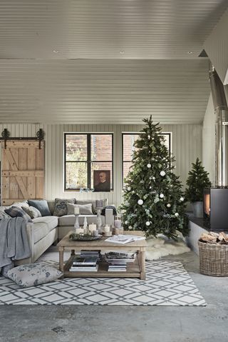 Cosy Christmas living room by Neptune