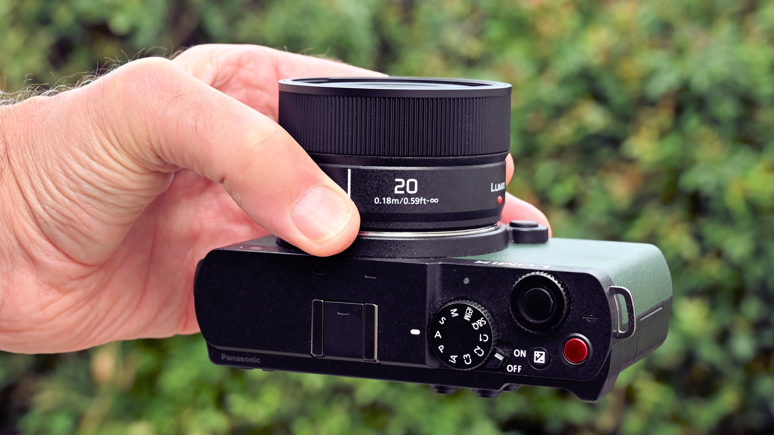 Panasonic Lumix S 20mm f/2.5 product image