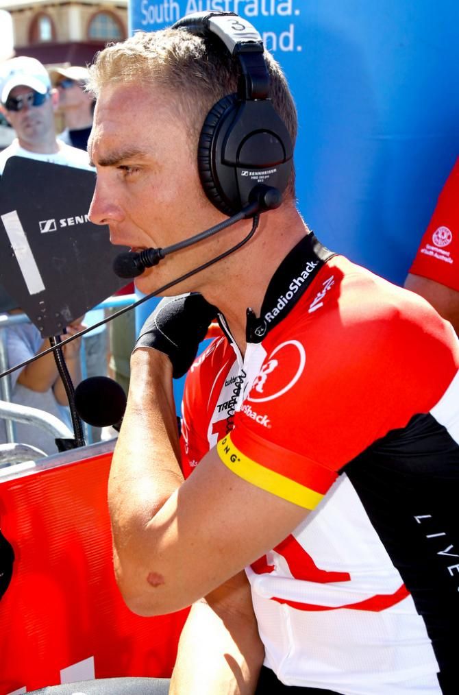 Robbie Hunter gives commentating a go