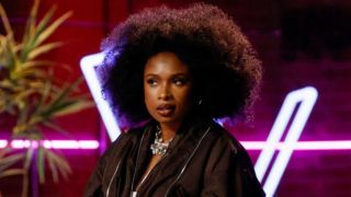 Jennifer Hudson fills in for Kelly Clarkson and serves as Battle Advisor on The Voice Season 29.