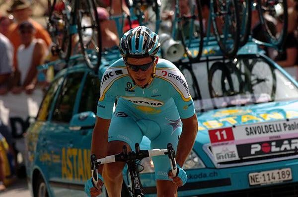 Paolo Savoldelli (Astana) suffered.