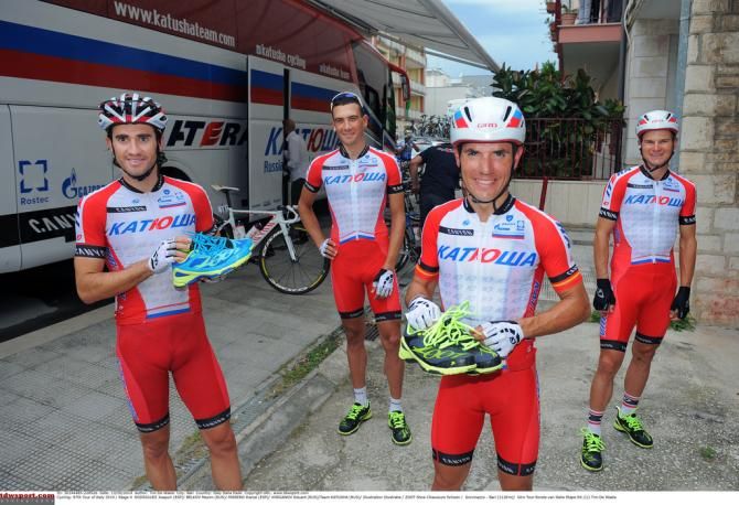 Katusha riders model their new Zoot footwear