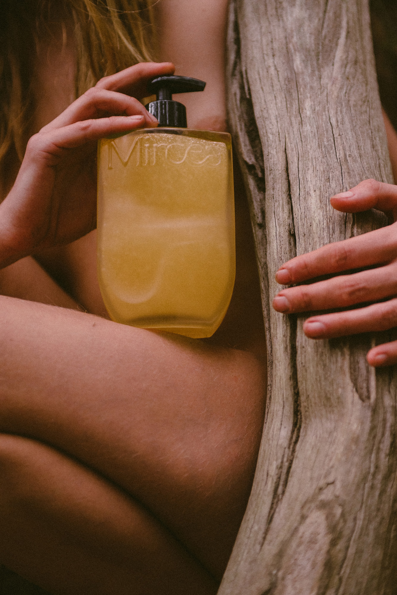 Mircea body wash