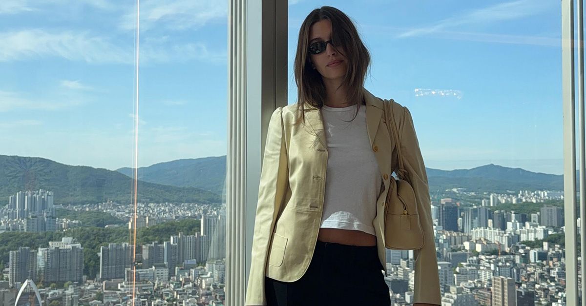 Hailey Bieber Wore Cropped Pants With a 2026 Shoe Trend in Seoul Hailey Bieber Wore Cropped Pants With a 2026 Shoe Trend in Seoul