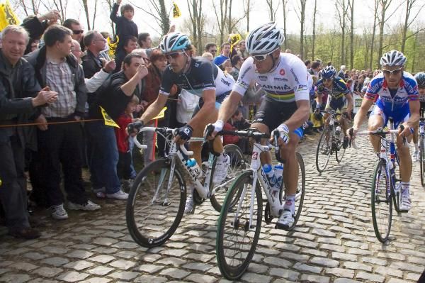 Tour of Flanders: Fabian Cancellara made no secret of his form ahead of De Ronde. Thor Hushovd and Tom Boonen keep a watchful eye on him.