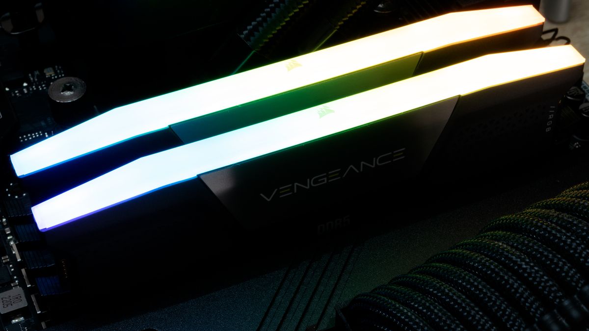 Corsair Vengeance RGB DDR5-6000 C30 Review: Optimized For Zen 4 | Tom's ...