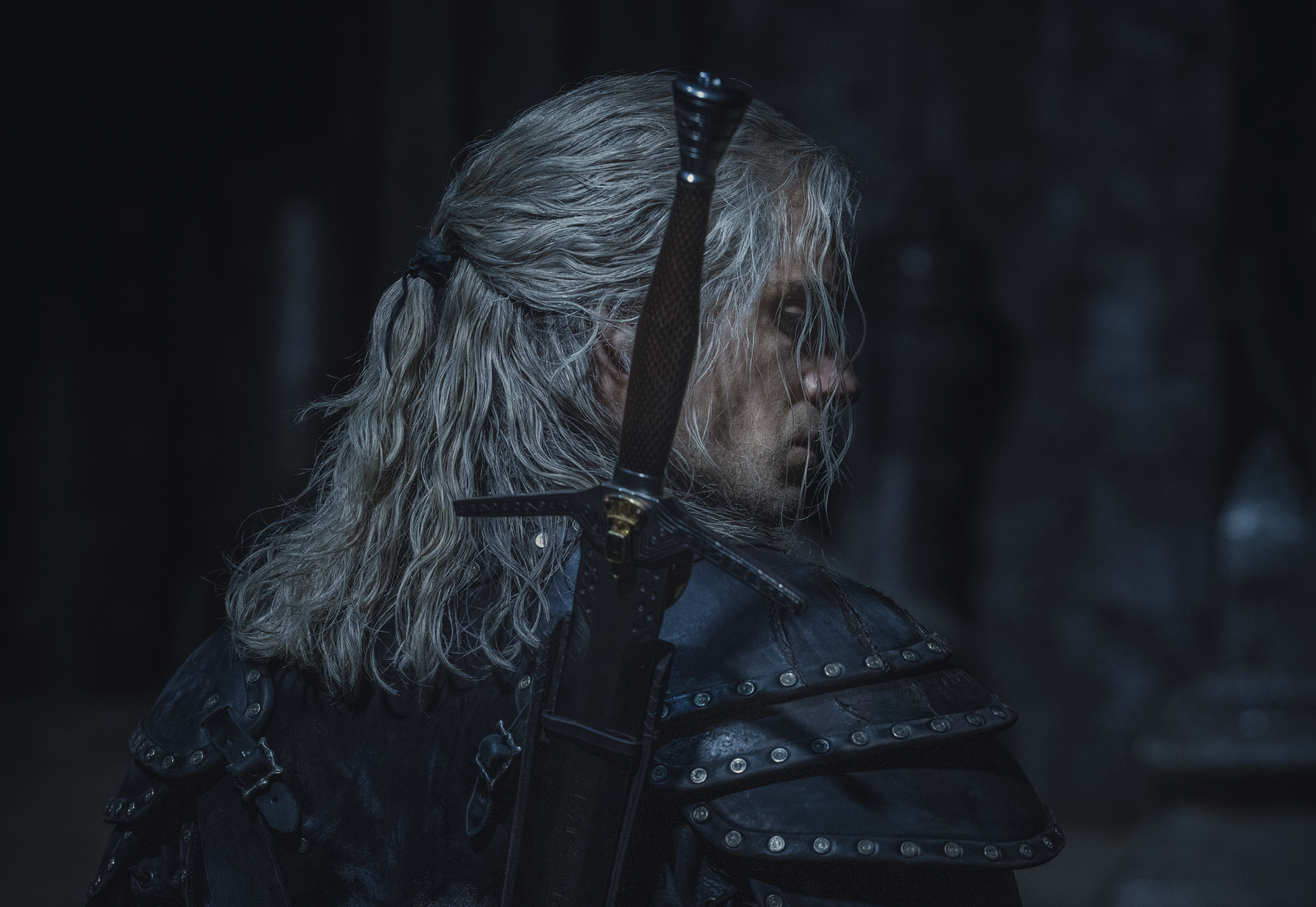 Geralt from behind in a preview image of The Witcher Season 2
