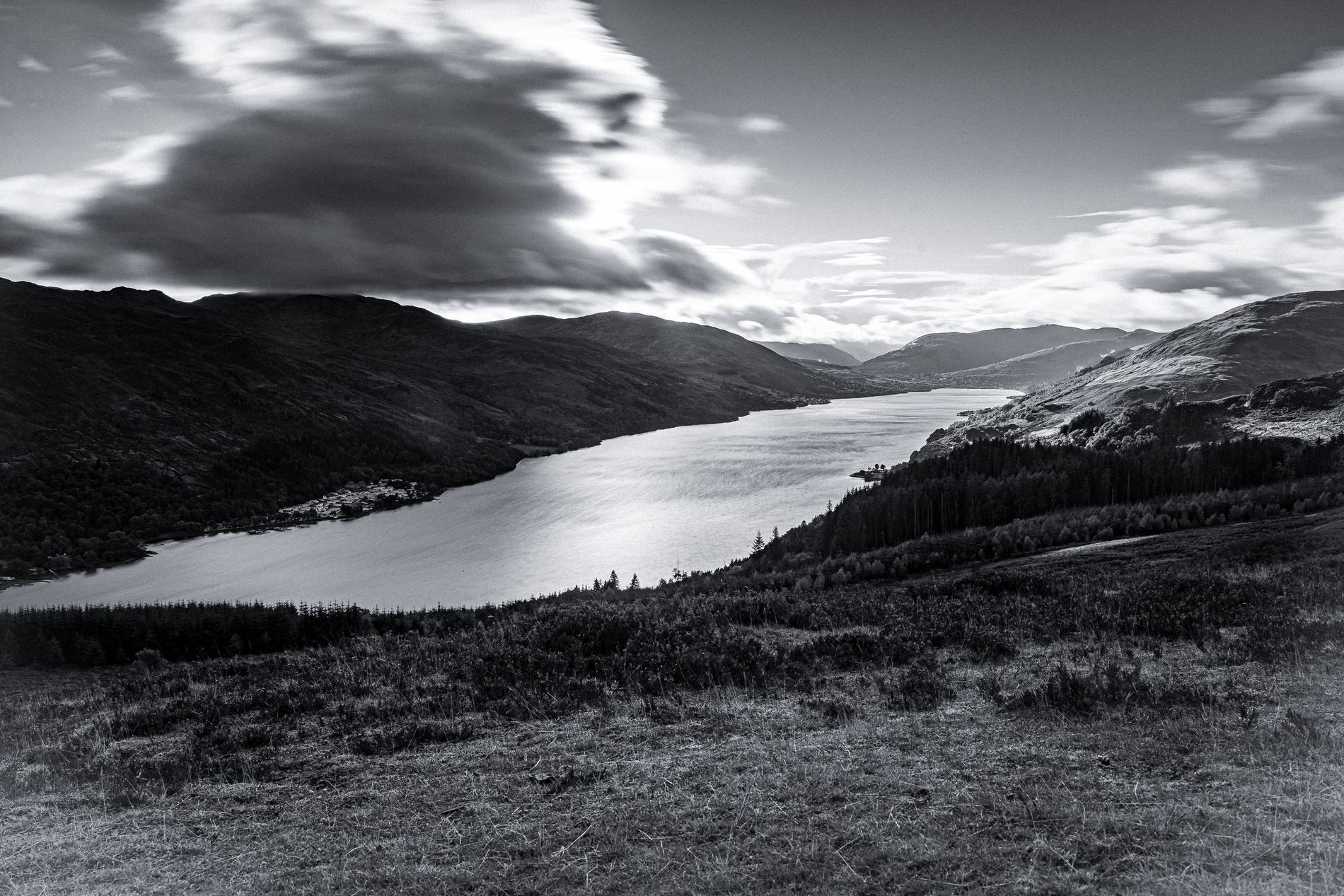 GuruShots - Powerful Black & White Jan 26